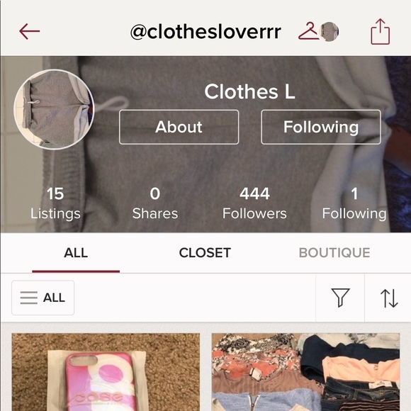 Other - DO NOT BUY OR TRADE WITH HER!! Scammer